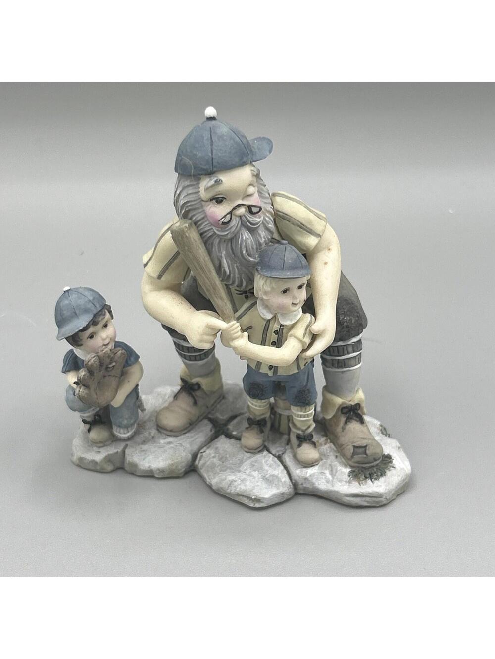 THE GRAND COLLECTION FIGURINES Batter Up Number 98835
